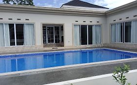 Hillcrest And Cottages Bukittinggi